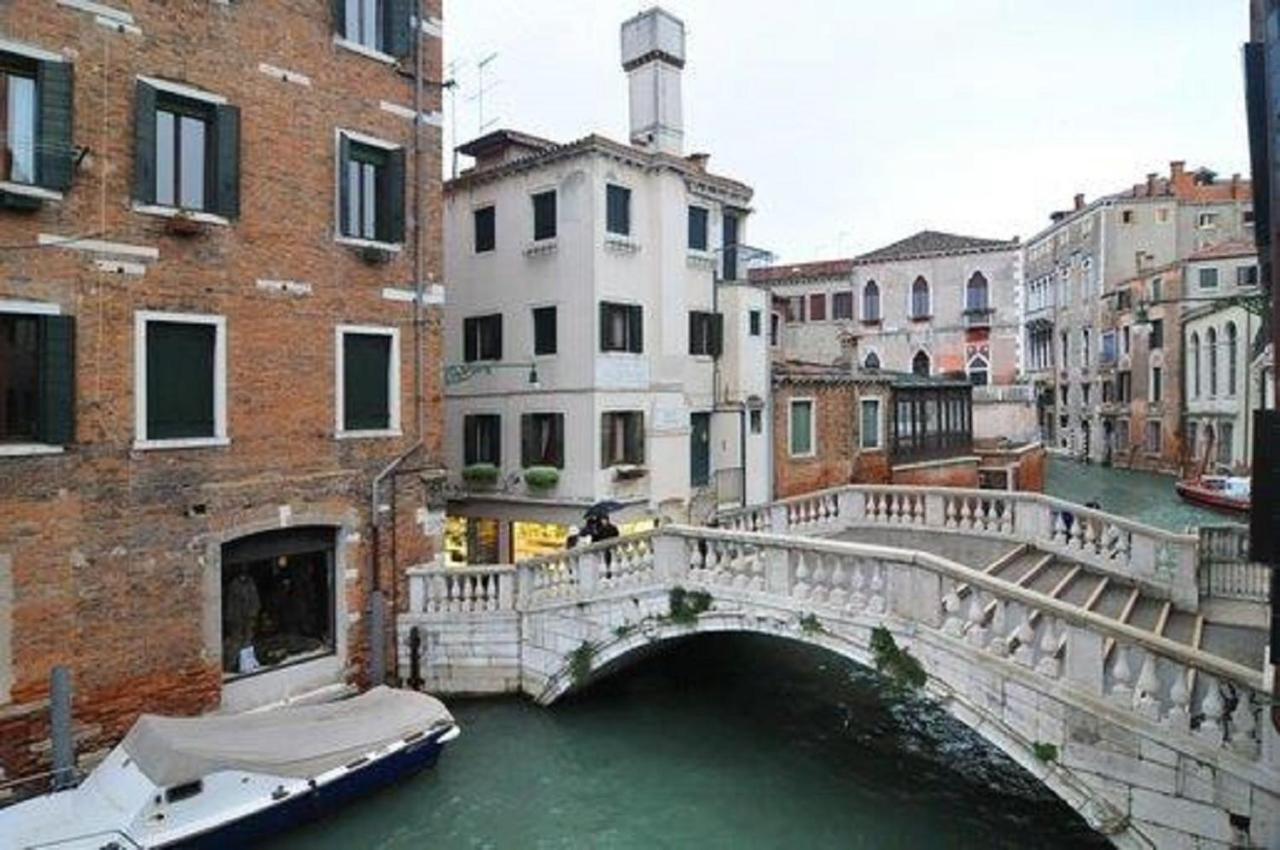 Ca' Dei Nomboli Canal View Venise Extérieur photo